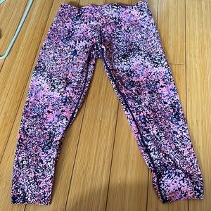 Calvin Klein size small pink/blue crop active pant